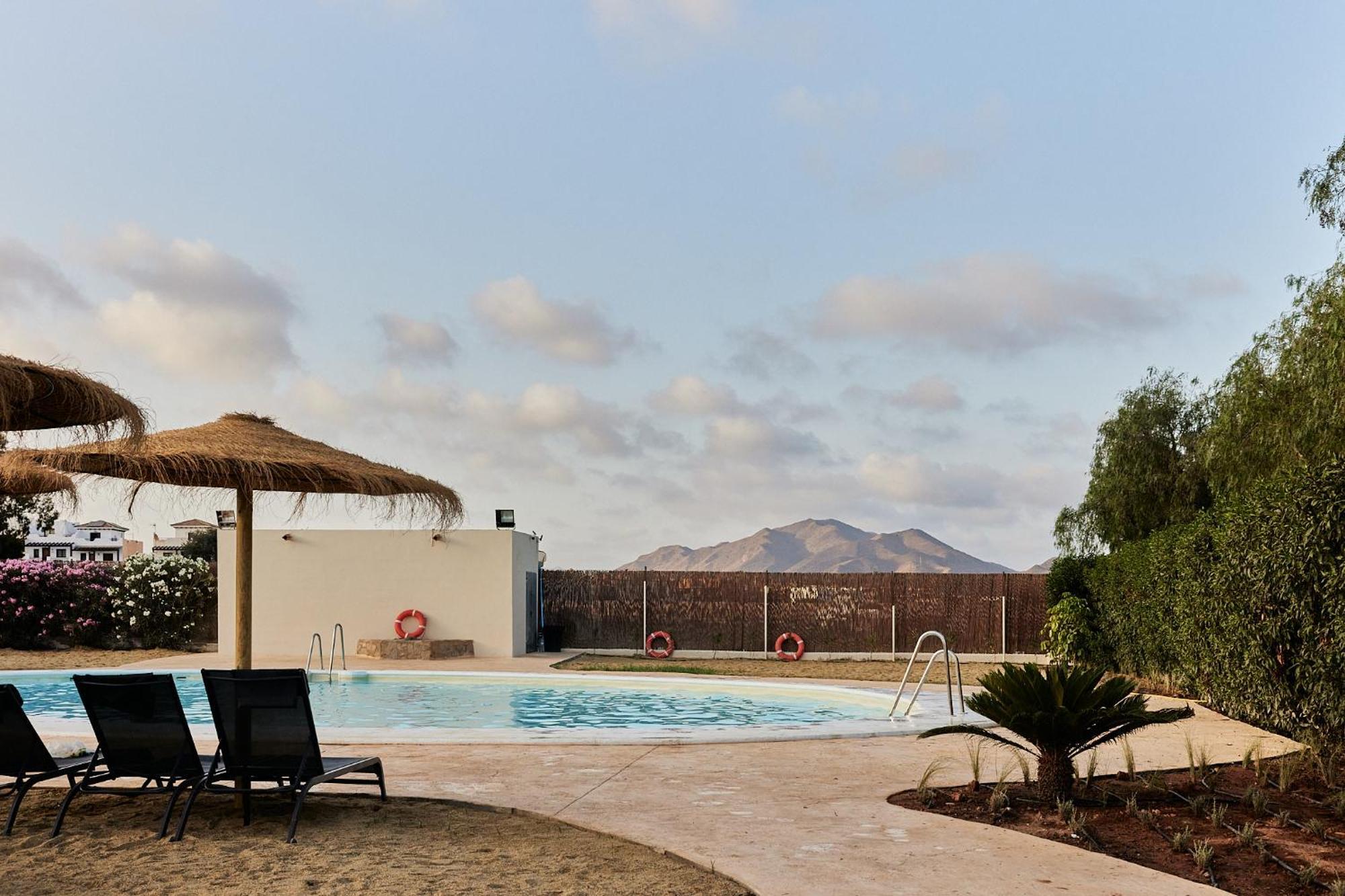 Taiga Almeria Playa 帕洛马勒斯 外观 照片